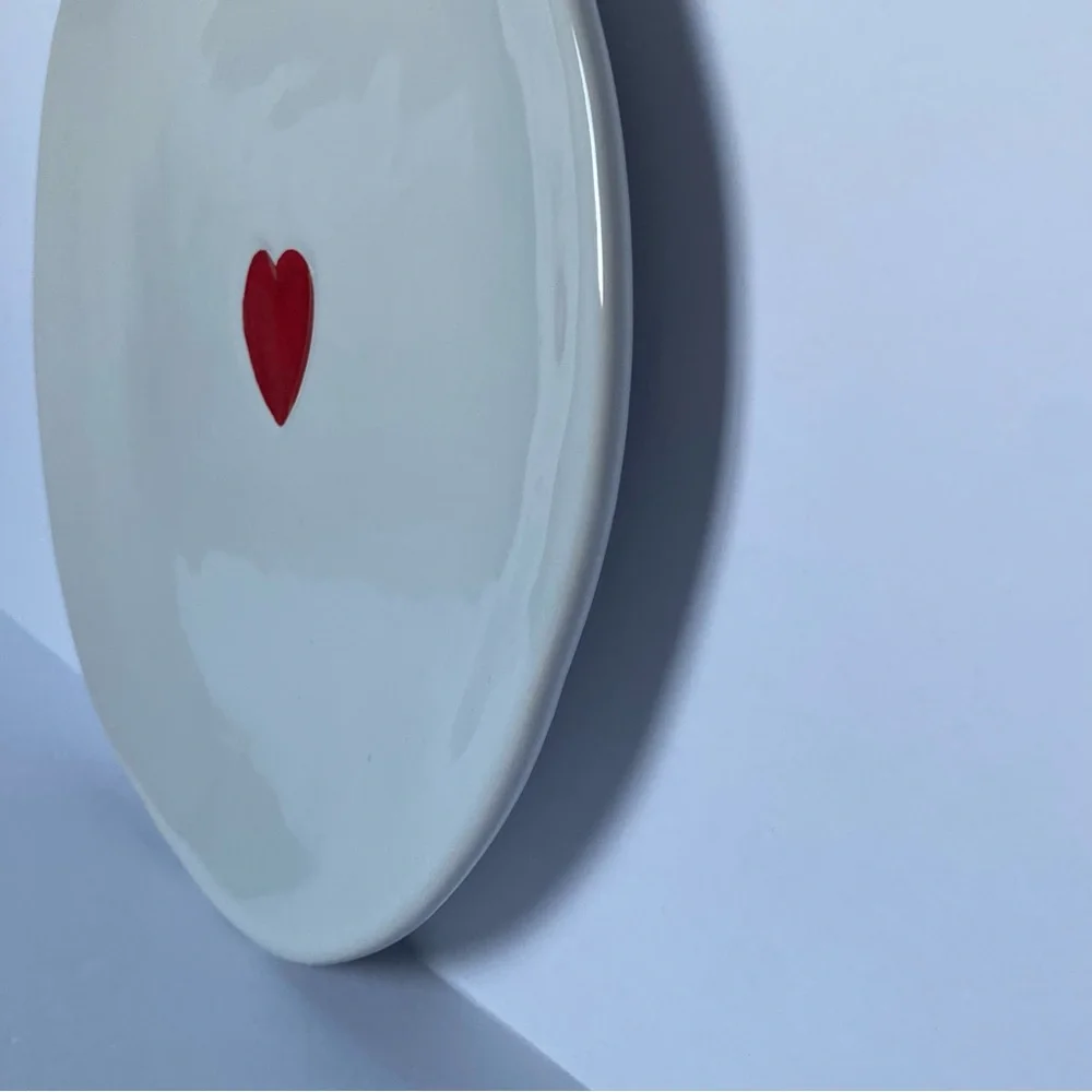 Williams Sonoma Red Heart Dinner Plates 11” Stoneware Valentine’s Day Love EUC